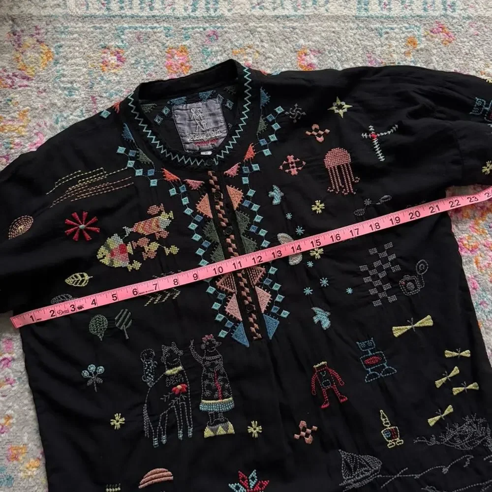 Johnny Was Pete & Greta Seraphina Black Embroidered Short Sleeve Top Women’s XS - Picture 8 of 10